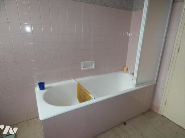 BRASPARTS- Maison au bourg