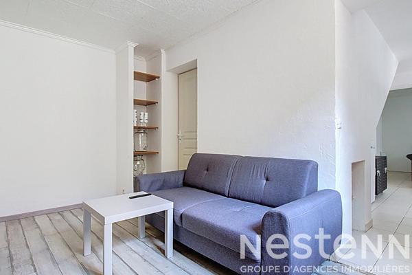 A VENDRE Maison à Taradeau 6 pièce(s) 236 m2 avec vue dégagée, piscine