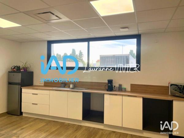 Location bureaux 47 m² Le Soler