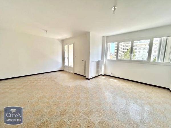 Appartement à louer 3 pièces 70.2m²