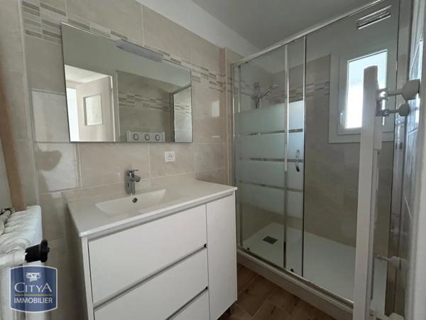 Appartement à louer 3 pièces 70.2m²