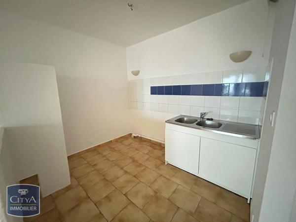 Appartement à louer 3 pièces 74.09m²