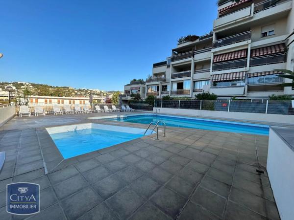 Appartement à louer 3 pièces 74.09m²