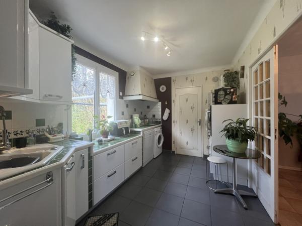 À vendre - Maison plain-pied, 5 pièces située à Fondettes (37230)