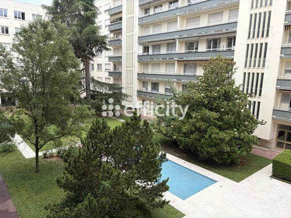 Appartement
         3 pièces
        - 75 m² 549 000 € *