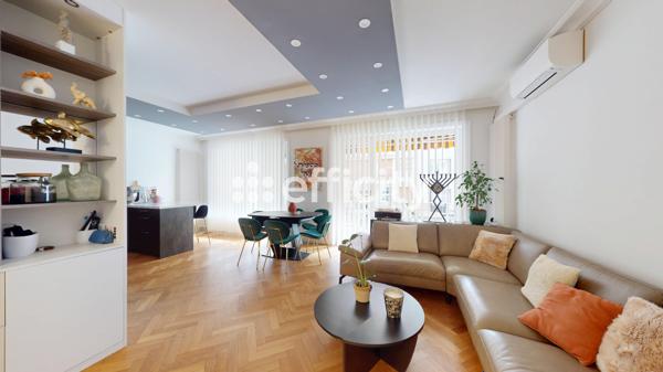 Appartement
         3 pièces
        - 75 m² 549 000 € *