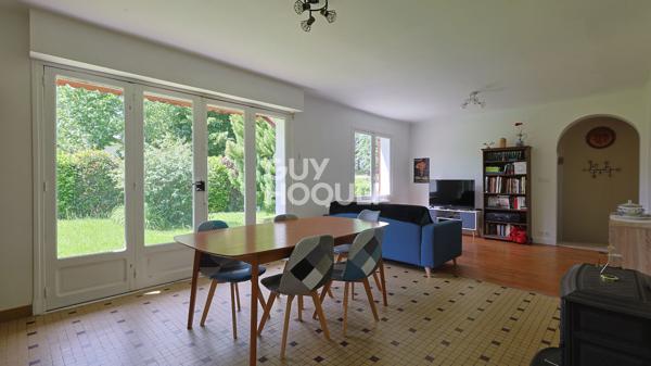 Maison Haut Cambo avec jardin plat