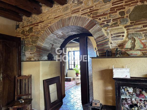 ✨ Maison de caractère datant de 1662 avec jardin de curé ✨