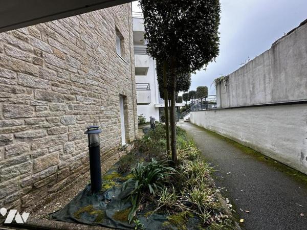 QUIBERON - A VENDRE BEL APPARTEMENT AVEC GARAGE
