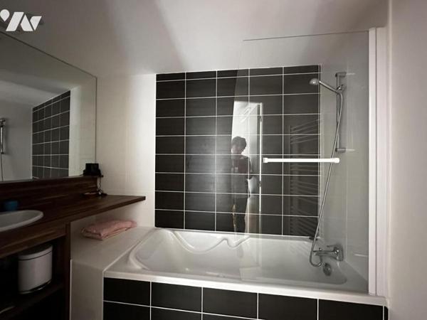 QUIBERON - A VENDRE BEL APPARTEMENT AVEC GARAGE