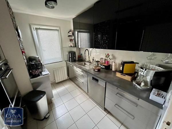 Appartement à louer 3 pièces 70m² Coignières (78310)
