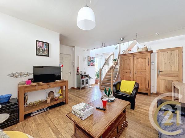 Appartement F4 à vendre  5 pièces - 100,50 m2 MONTBELIARD - 25