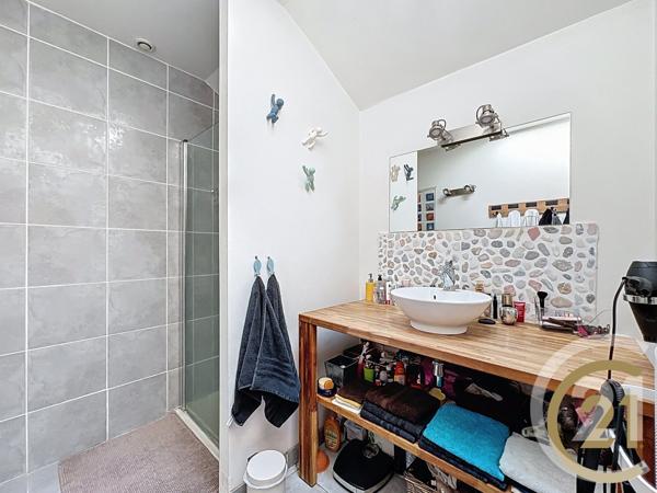 Appartement F4 à vendre  5 pièces - 100,50 m2 MONTBELIARD - 25