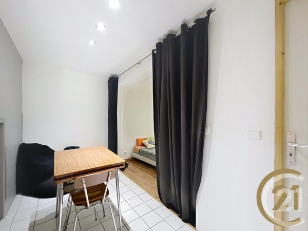 Appartement F4 à vendre  5 pièces - 100,50 m2 MONTBELIARD - 25