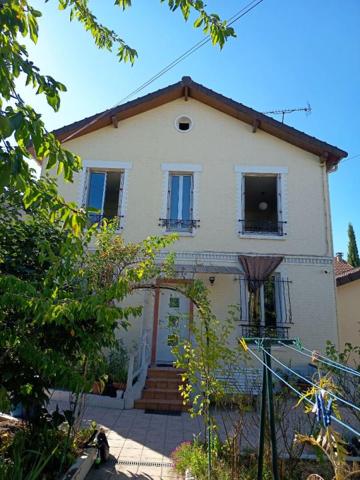 Maison Bobigny 5 pièce(s) 69 m2