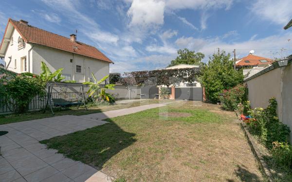 Maison à vendre    5 pièces • 160 m2 Clichy-sous-Bois