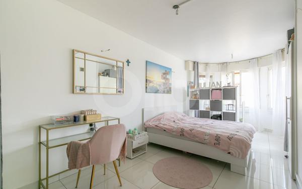 Maison à vendre    5 pièces • 160 m2 Clichy-sous-Bois