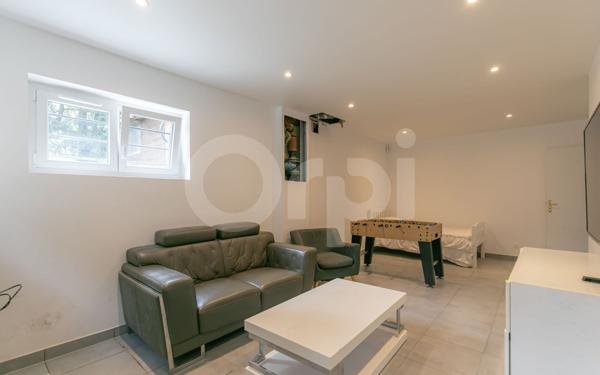 Maison à vendre    5 pièces • 160 m2 Clichy-sous-Bois