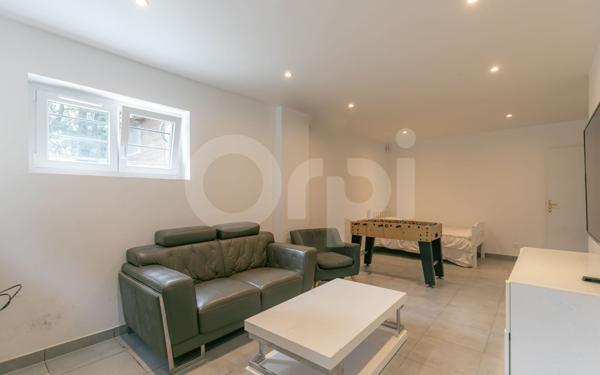 Maison à vendre    5 pièces • 160 m2 Clichy-sous-Bois