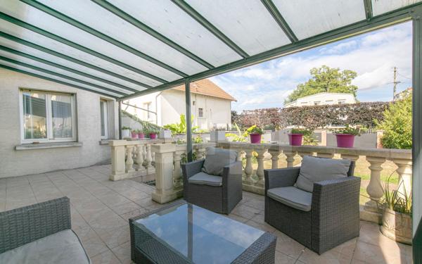 Maison à vendre    5 pièces • 160 m2 Clichy-sous-Bois