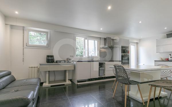 Maison à vendre    5 pièces • 160 m2 Clichy-sous-Bois