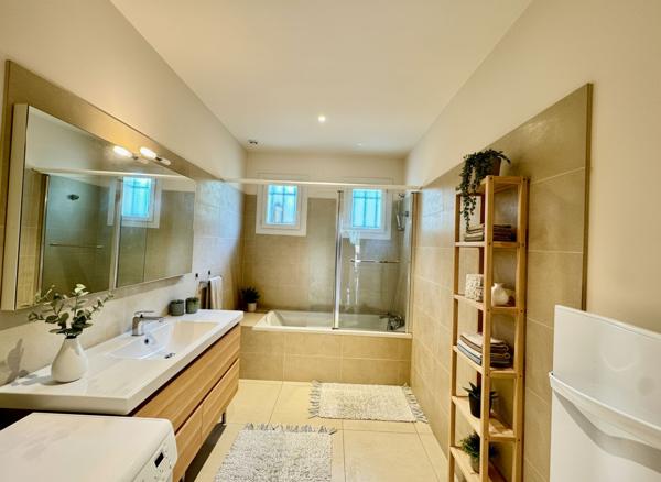 Opportunité rare à Hossegor ? Maison 190 m² divisible en 2 appartements, forte rentabilité locative