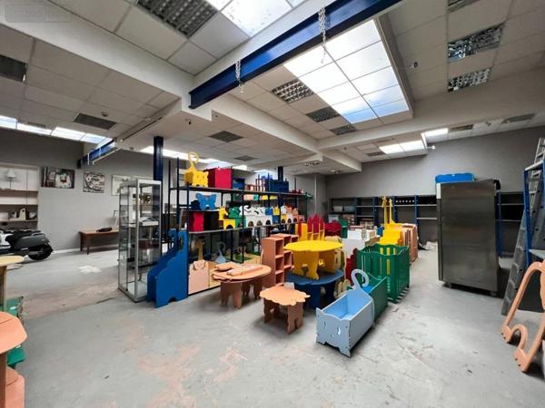 Immeuble à vendre à Rueil-Malmaison dans les Hauts-de-Seine (92500), ref : 41033-1680