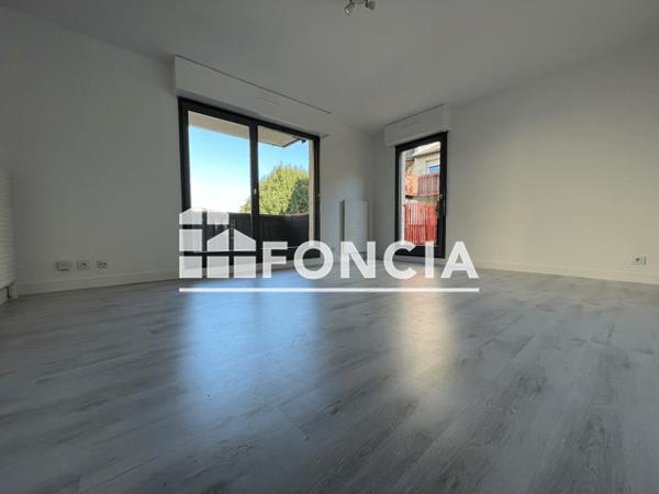 Location Studio 29.71 m² - PEROLIERE - 9 AVENUE AUGUSTE RENOIR Cran Gevrier 74960