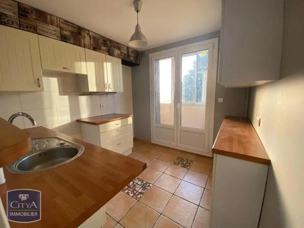 Appartement à louer 4 pièces 61.45m² Vénissieux (69200)