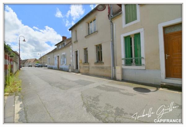 Dpt Cher (18), à vendre LE CHATELET maison P3 de 98 m² - Terrain de 207,00 m²