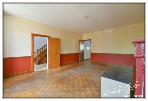 Dpt Cher (18), à vendre LE CHATELET maison P3 de 98 m² - Terrain de 207,00 m²