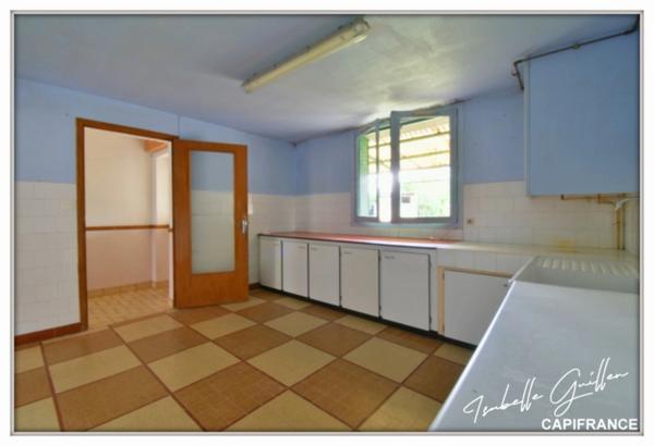 Dpt Cher (18), à vendre LE CHATELET maison P3 de 98 m² - Terrain de 207,00 m²