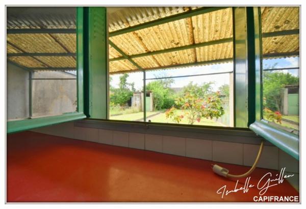 Dpt Cher (18), à vendre LE CHATELET maison P3 de 98 m² - Terrain de 207,00 m²