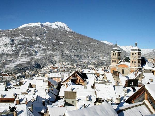 INVESTISSEMENT LOCATIF  Briançon  Résidence de tourisme Sowell - Hotel LE PARC & SPA - 6.61% de rentabilité