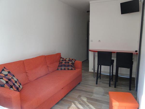 Studio rénové ? Quartier Saint-Charles, Biarritz