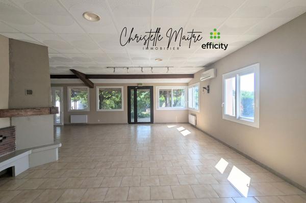 Maison 6 pièces - 277 m² Exclusivité efficity