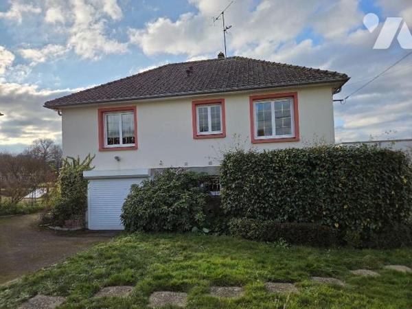 MAYENNE- En résidence proche écoles  et centre commercial, pavillon sur sous-sol sur belle parc...
