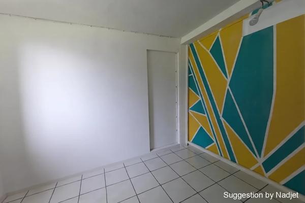 À vendre – Maison avec terrasse sur terrain de 972m²