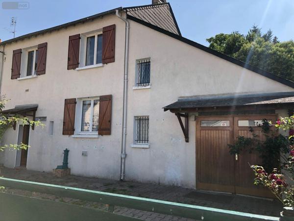 Maison à vendre à Issoudun dans l'Indre (36100), ref : 11813/1419