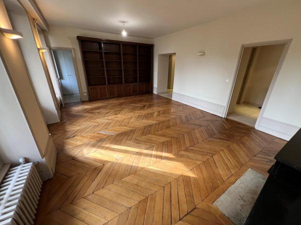 Appartement 4 pièce(s) 3 chambre(s) 104 m²