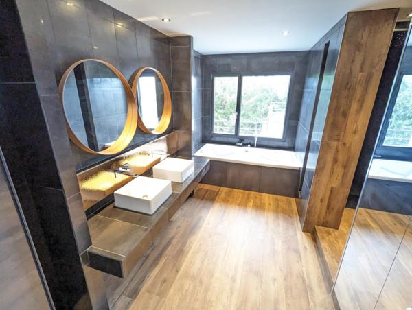 Maison 6 pièce(s) 4 chambre(s) 153.38 m²