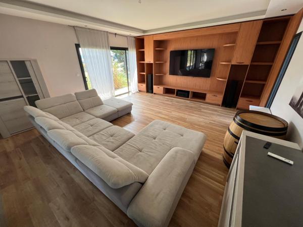 Maison 6 pièce(s) 4 chambre(s) 153.38 m²