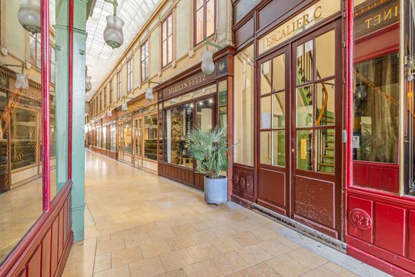 Etienne Marcel - Duplex en dernier étage - 2/3 chambres - Ensoleillé