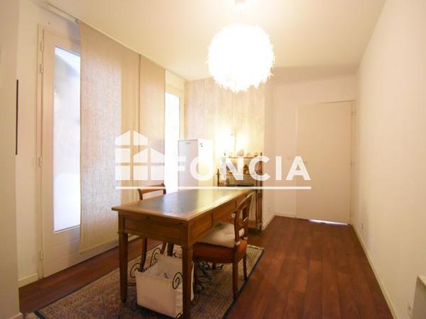 À vendre Local commercial 99 m² - Angoulins 17690