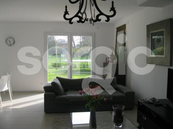 Location 4 Pieces 84 44240 La Chapelle Sur Erdre 24 0420 01 0012