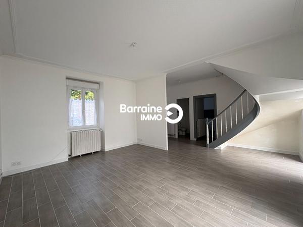 Location maison à Saint-Martin-des-Champs, 5 pièces 129.26m²