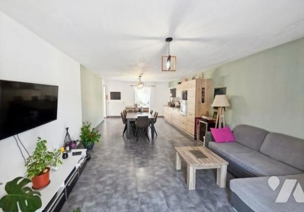 Maison mitoyenne 5 pièces 130m²