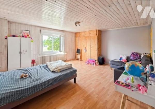 Maison mitoyenne 5 pièces 130m²