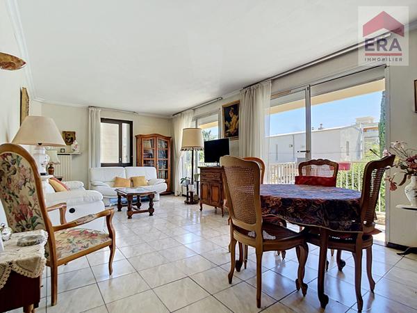 MARSEILLE 9EME - APPARTEMENT T4/5 - CALME ET LUMINEUX A RENOVER - QUARTIER CABOT