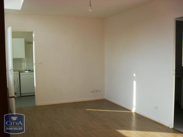 Location appartement Beauvais (60000) 1 pièce 25.24m²
